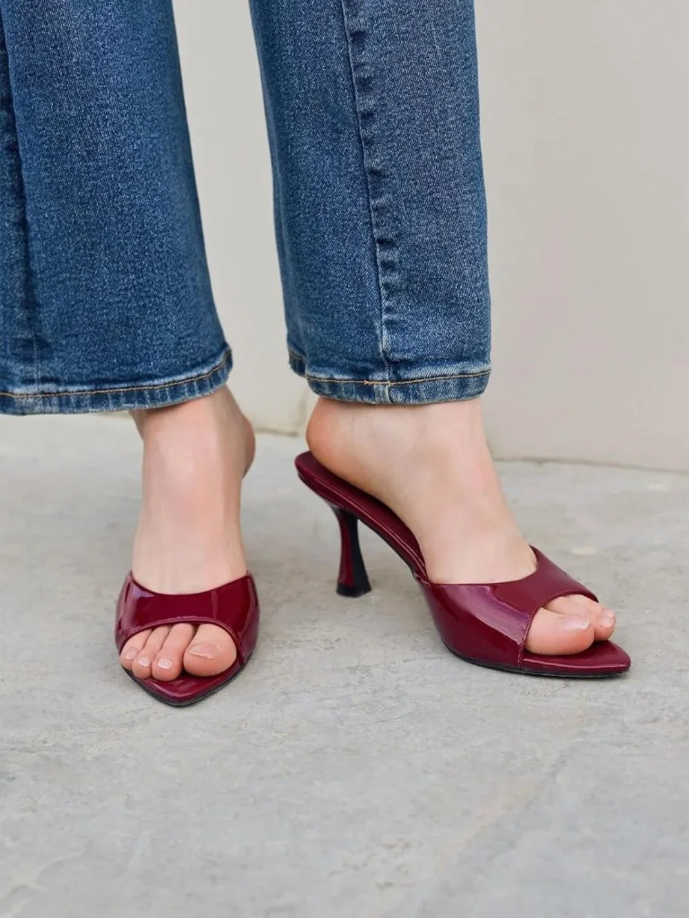 Women's Burgundy Patent Leather Comfortable Slip On Backless Pointed Toe Sandals